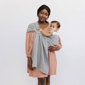 Wild bird ring sling baby carrier